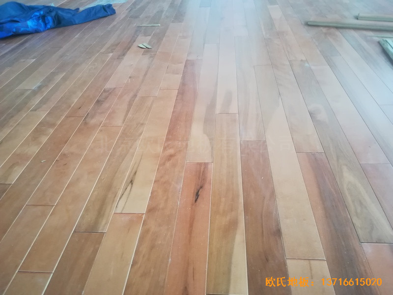 ���K�B�Ƹ�����С�W�@���^�\�ӵذ���b����4