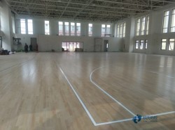 大學(xué)運動體育地板大概多少錢