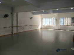 國產(chǎn)體育場館地板施工工藝